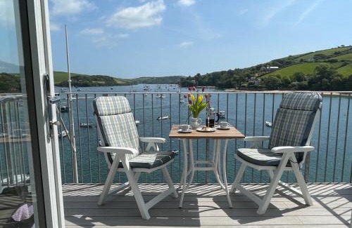 Salcombe House | 36 The Salcombe