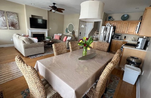 South End Condo | 3844 Asbury Avenue, Ocean City, - 1st Floor Beautiful Condo, 1 Block To Beach