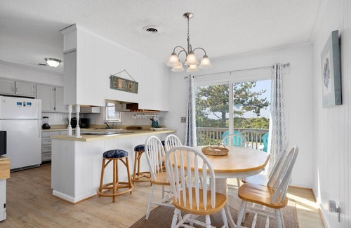 South Nags Head House | 386 - Unique South Nags Head Ocean-Side Rental - 4 Lots from Ocean!