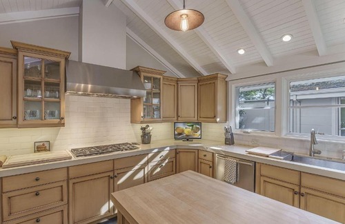 Carmel Woods House | 3884 Twenty-One Oaks home