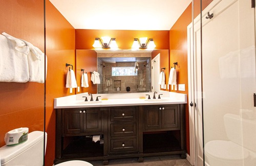 Skyland House | 3bd home with hot tub