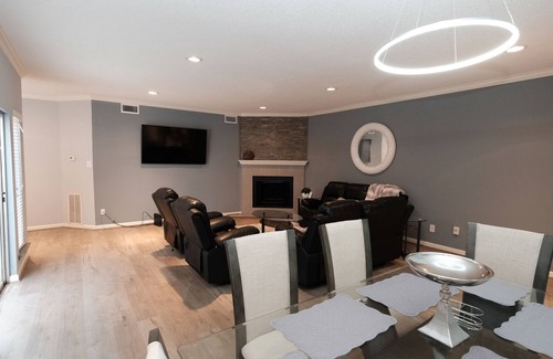 Braeswood Place House | 3Bdrm 2Bath 2Beds - NRG, Galleria