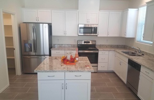 Goodyear Condo | 3Bed/3Bath GATED community CONDO w/POOL,JACUZZI,FITNESS CENTER