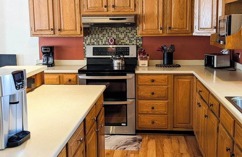 Bar Harbor House | 3Bedroom2Bath CarriageHouse Pet Friendly