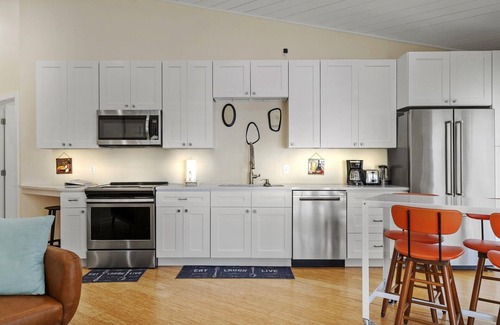 St. Petersburg - Clearwater House | 3BR/2.5Bath, Award winning ARCHITECT designed Home Nr DOWNTOWN & Pier