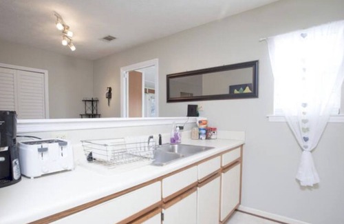 Whitemarsh Island House | 3BR/2BA+Bonus Room+Garage, 1,200 sqft Cul-de-Sac- between beach and downtown