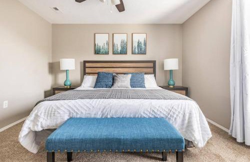 Branson Apartment | 3BR Branson Condo PrimeLocation!