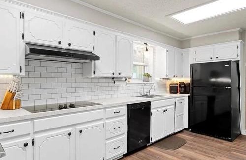 Broken Bow House | 3BR Broken Bow Home - Pet-Friendly, Near Beavers Bend & Lake