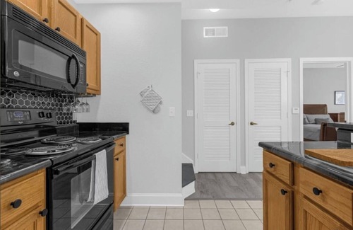 Venetian Bay Villages House | 3BR Condo w/BBQ and Heated Pool Near Disney and Malls