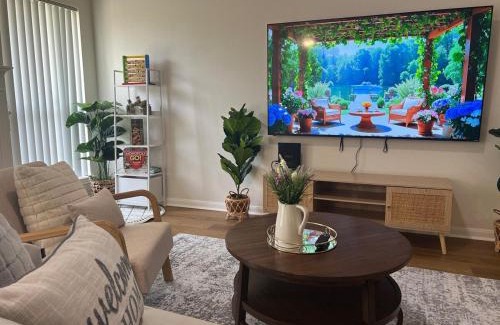 Barker House | 3BR Cozy Hub Katy - Close to Cypress