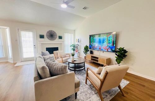 Barker House | 3BR Cozy Hub Katy - Close to Cypress