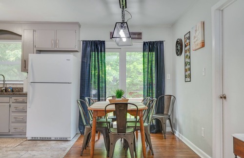 Hampton House | 3BR Hampton Home, Central to HU, and Colosseum!