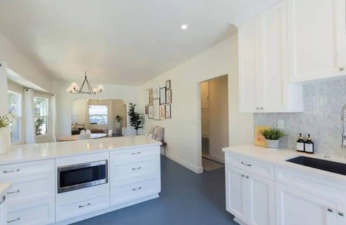Little Italy House | 3BR Home Free Parking + Huge Patio + Backyard! Walk to Entertainment