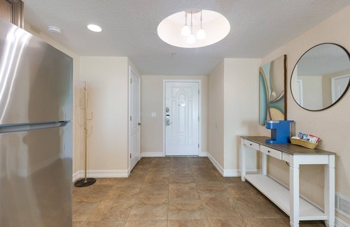 Treasure Island Condo | 3BR Luxury Penthouse Panoramic Views