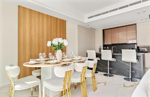Dubai Villa | 3BR Luxury Townhouse with Garden
