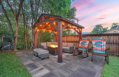 Central Colorado Springs House | 3BR Modern w Lg Backyard Mtn Views & Hot Tub