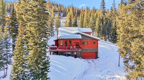 Breckenridge House | 3BR Mountain Retreat with Hot Tub