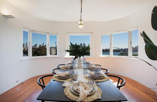Darling Point Apartment | 3BR Penthouse Harbour Views