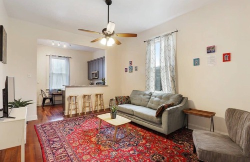 Seventh Ward House | 3BR Shotgun | 5 Min to French Quarter |Courtyard