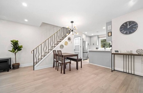Rosemount House | 3BR Spacious and Peaceful Home in Kitchener