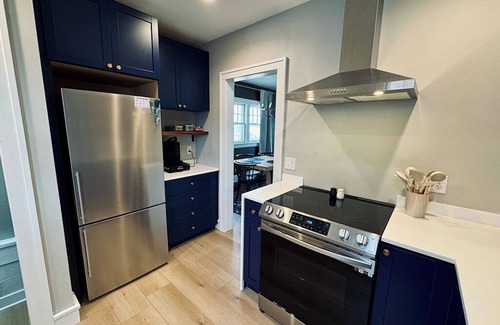 Sioux Falls House | 3BR Urban Oasis Near Downtown Sioux Falls & Sanford Health