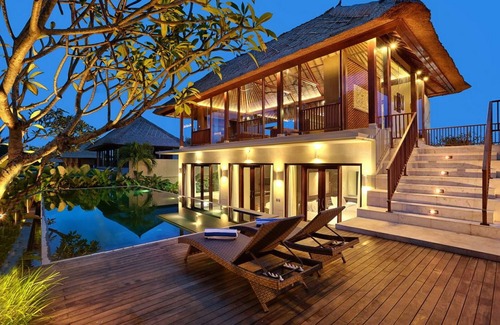 Kemenuh Villa | 3BR Villa, Laundry Service! - W/Swimming Pool!
