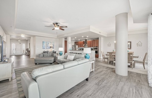 Holiday Isle Condo | 3BR Waterfront Condo with Harbor Views, Community Pool + Private Beach Access