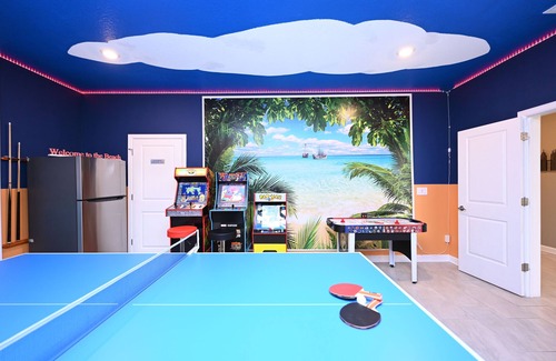 Kissimmee House | 3min Walk To Water Park, Game Rm, Fun For All Ages, Traveling Around the World