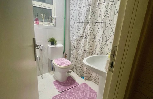 Deira Apartment | 3Mins from Salahuddin Train Stationn10mins from DXB Airport