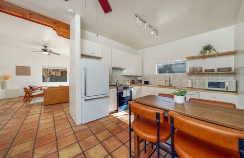 Tucson House | 3rd St House (Kathryn & Joey)