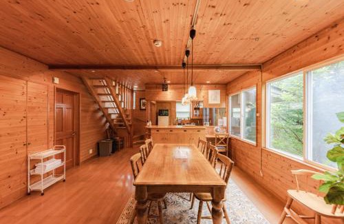 Yamanakako House | 4月リニューアルOpen! 全室エアコン完備! Deerview Lodge 山中湖