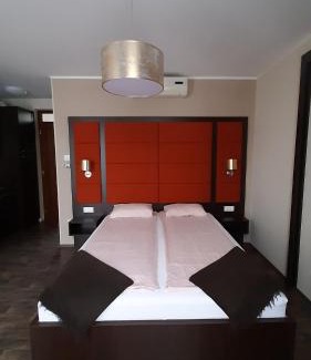 Gyula Apartment | 4 ÁSZ Deluxe Apartman