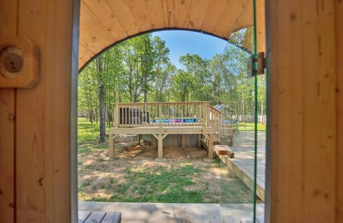 Albrightsville House | 4,000sf, Heated Pool, Sauna, Firepit, HotTub, Family Fun Loft