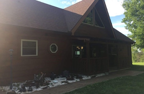 Sevierville House | 4/2.5 Pigeon Forge/Gatlinburg Log Cabin Home