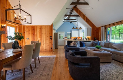 Fennville House | 4 Acres of Pure Michigan
