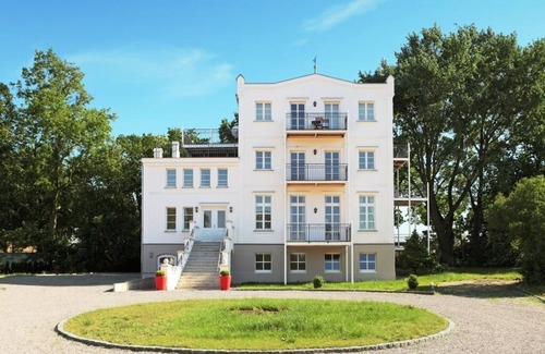 Rerik Apartment | 4 Außergewöhnliches Wohnambiente - Grand Belle Etage im Gutsschloss