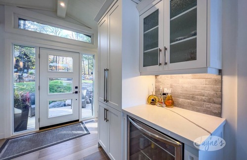 Muskoka Lakes Cottage | 4 bed, 2 bath, Brandy Lake, Port Carling, New Build!