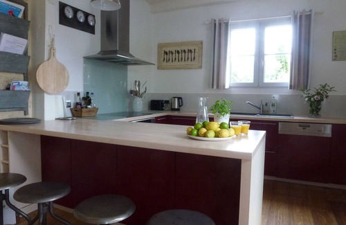 Saint-Martin-de-Re House | 4 bed/2 bath house with heated pool in walled town of St Martin de Re