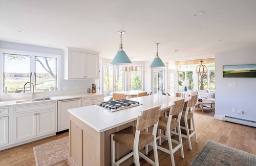 Kennebunk House | 4-bed 3.5-Bath Upscale Home Walk to Mother’s and Gooch’s Beach!