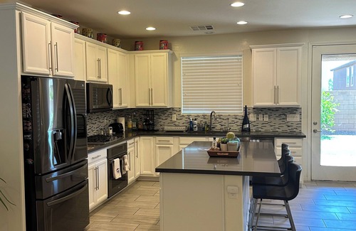 Las Vegas House | 4 Bed 3 Bath house in Las Vegas. Close to the strip and Red Rock.