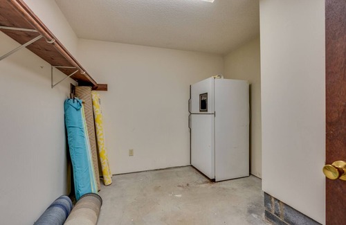 Kingsport House | 4 bed 4 bath pool and hot tub overlooking the river
