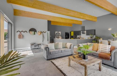 Hethel House | 4-Bed Countryside Retreat Near Thetford Forest