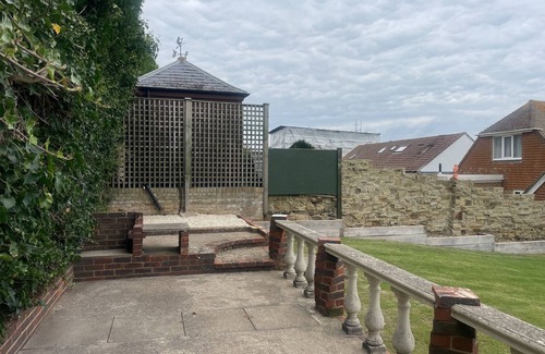 Brighton House | 4 Bed House- Saltdean, Brighton. Stunning views over South Downs and sea