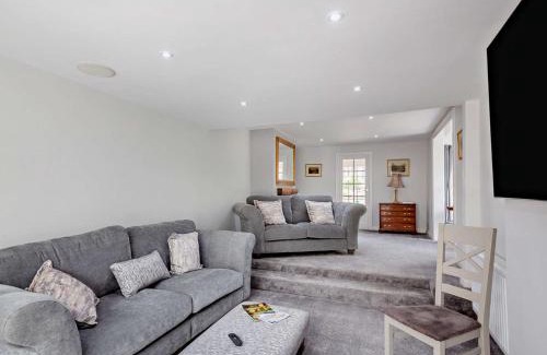 Llanddona House | 4 Bed in Beaumaris 94501