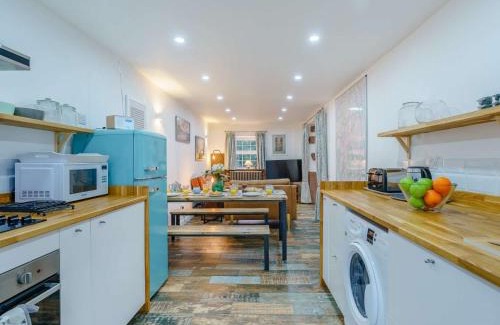 Gosforth House | 4 Bed in Gosforth 85807