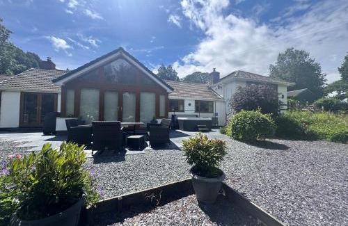 Llanidloes House | 4 Bed in Llanidloes 95968