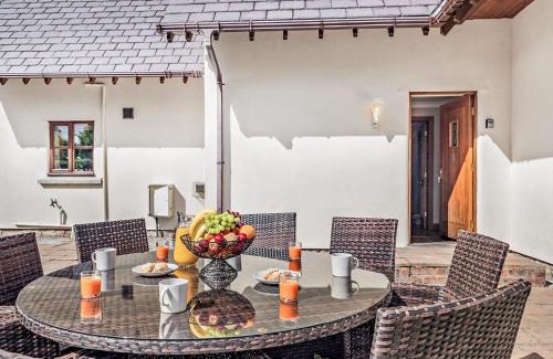 Lloc House | 4 Bed in Lloc 92687
