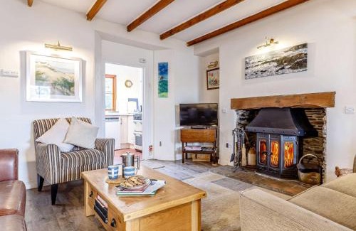 Polruan House | 4 Bed in Polruan PC060