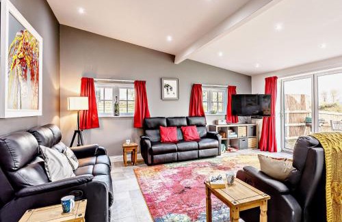 Wedmore House | 4 Bed in Wedmore 58843