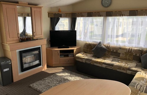 Tattershall Other | 4 bedroom 10 berth caravans with Hot Tub ,Mountain Bikes Tattershall Lakes